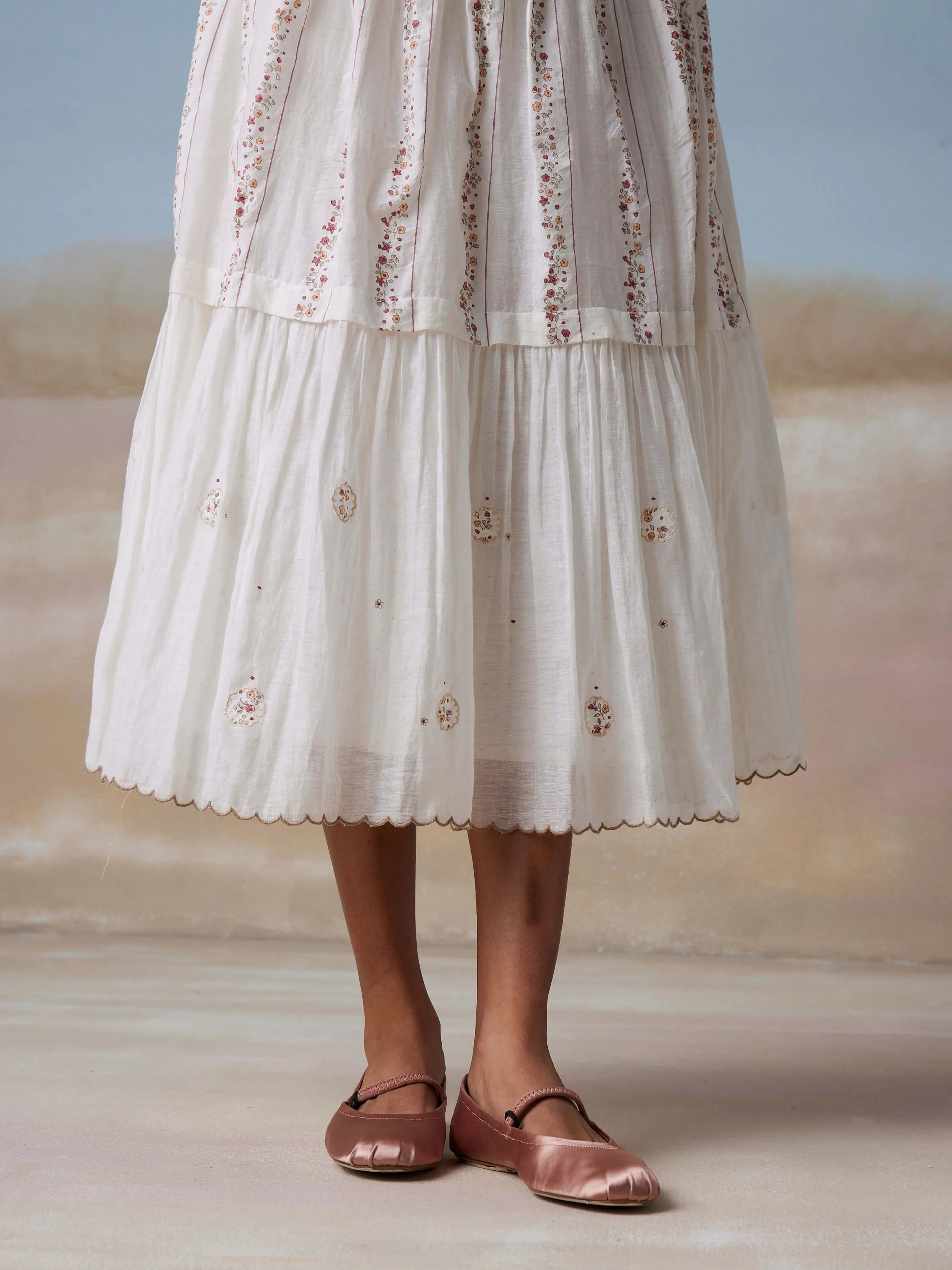 Airy impressions Smock Midi Dress