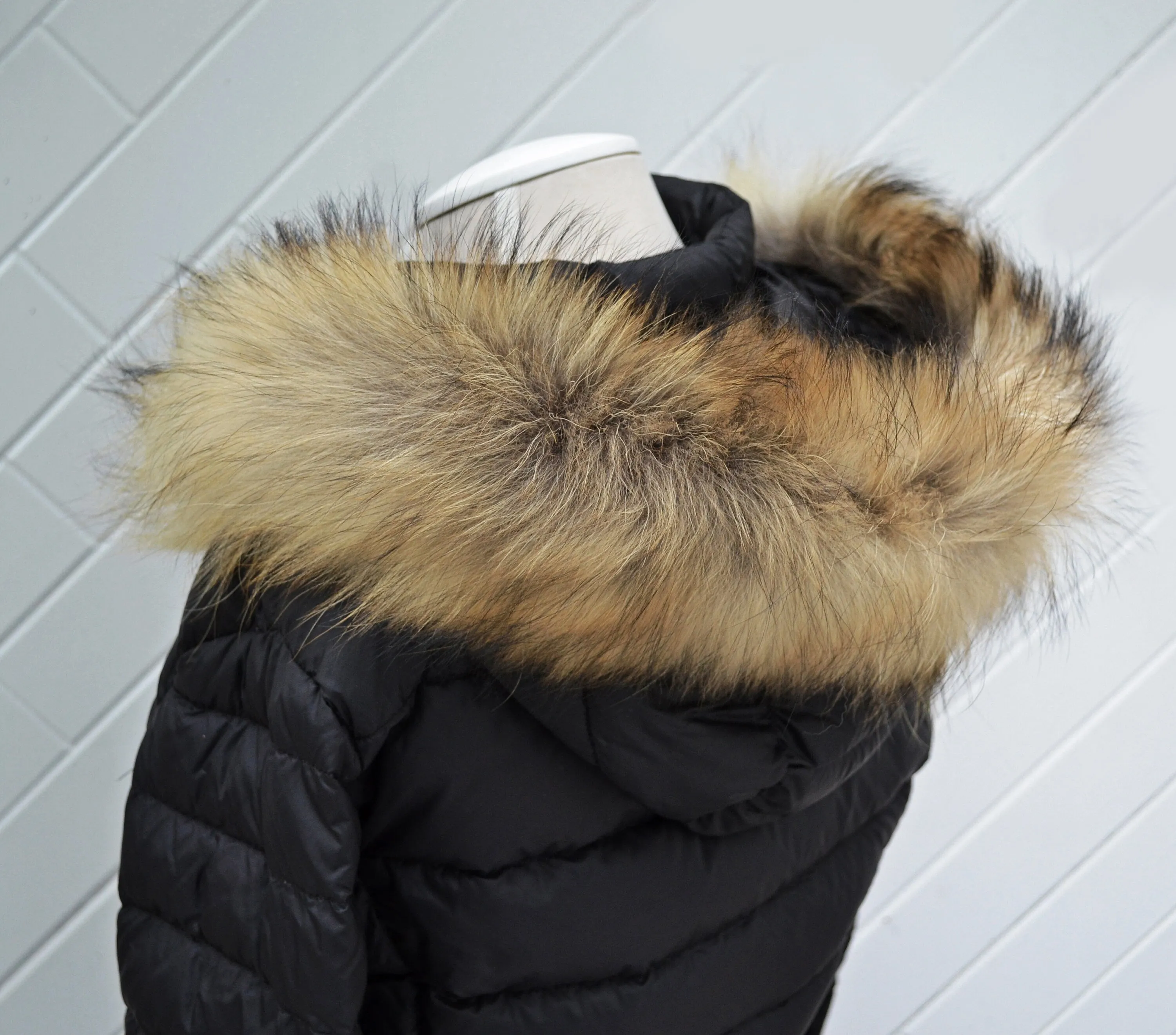 BY ORDER, Real Raccoon Fur (Tail) Trim Hood, Fur collar trim, Raccoon Fur Collar, Fur Scarf, Fur Ruff, Fur Hood, Fur stripe, Coat Trim