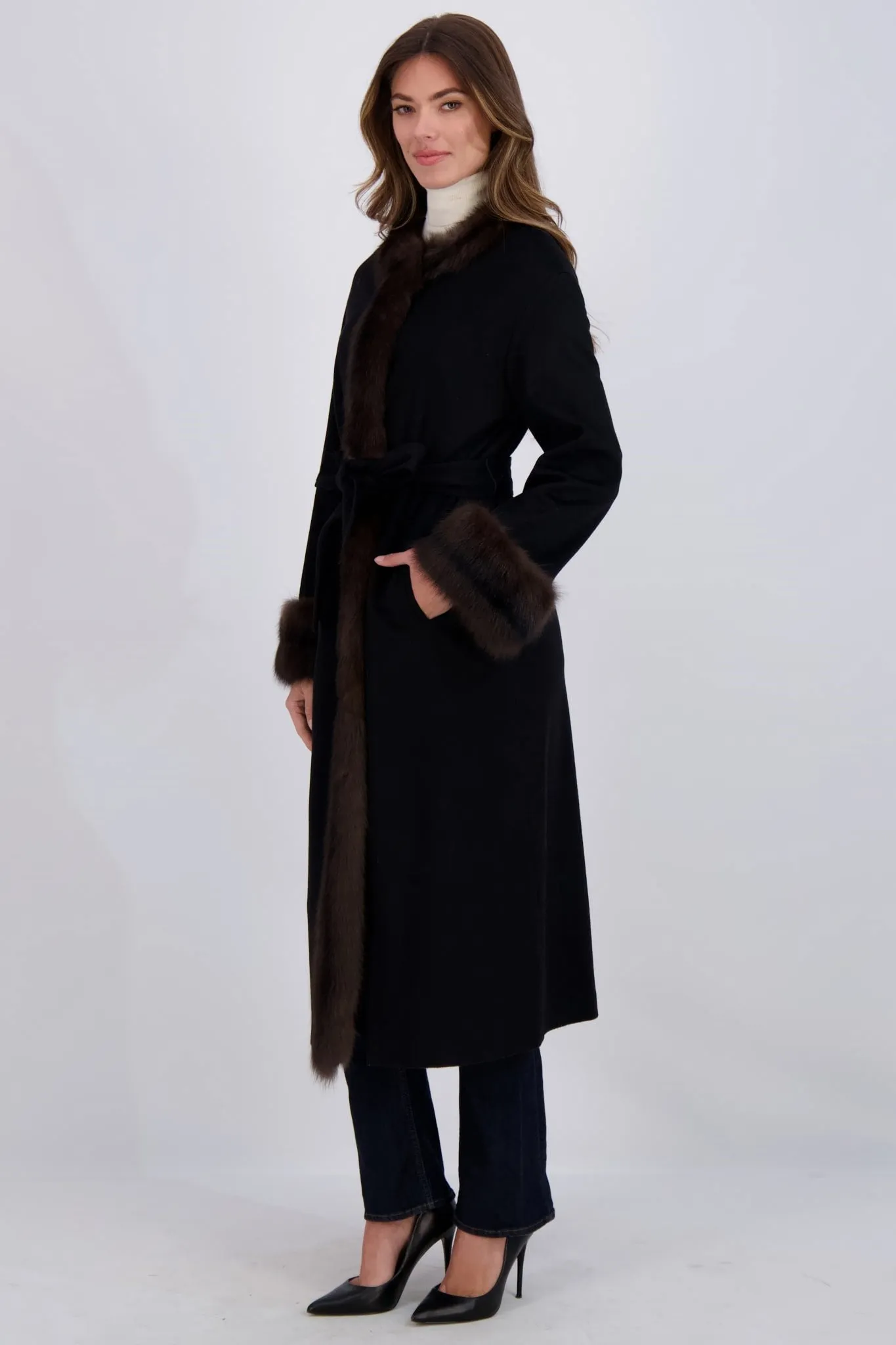 CASHMERE SHORT COAT WITH SABLE TRIM