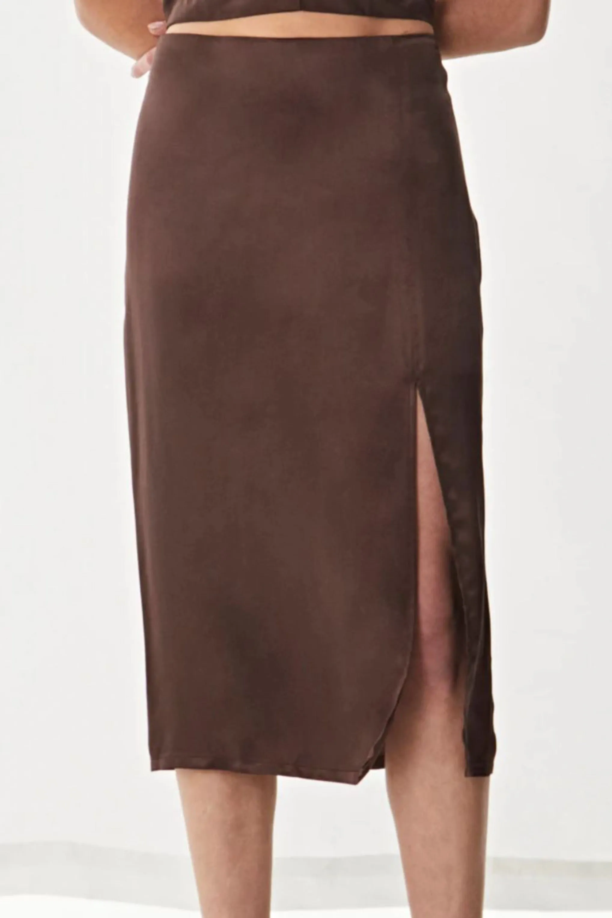 FRONT SLIT MIDI SKIRT