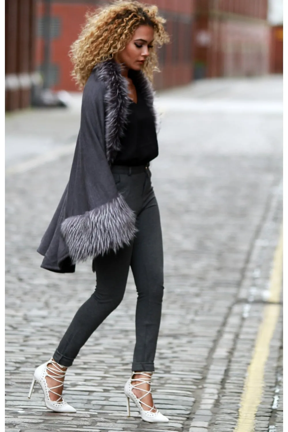 Knitted Faux Fur trim sleeve Poncho Cape