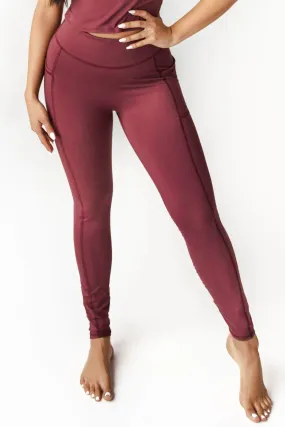 Non Stop Legging in Maroon