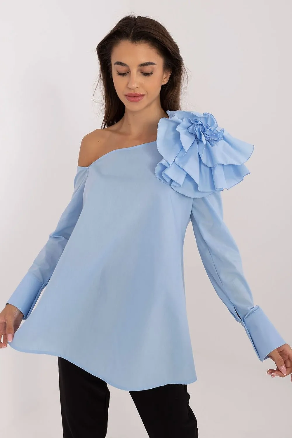 TEEK - Big Bloom Off-Shoulder Blouse