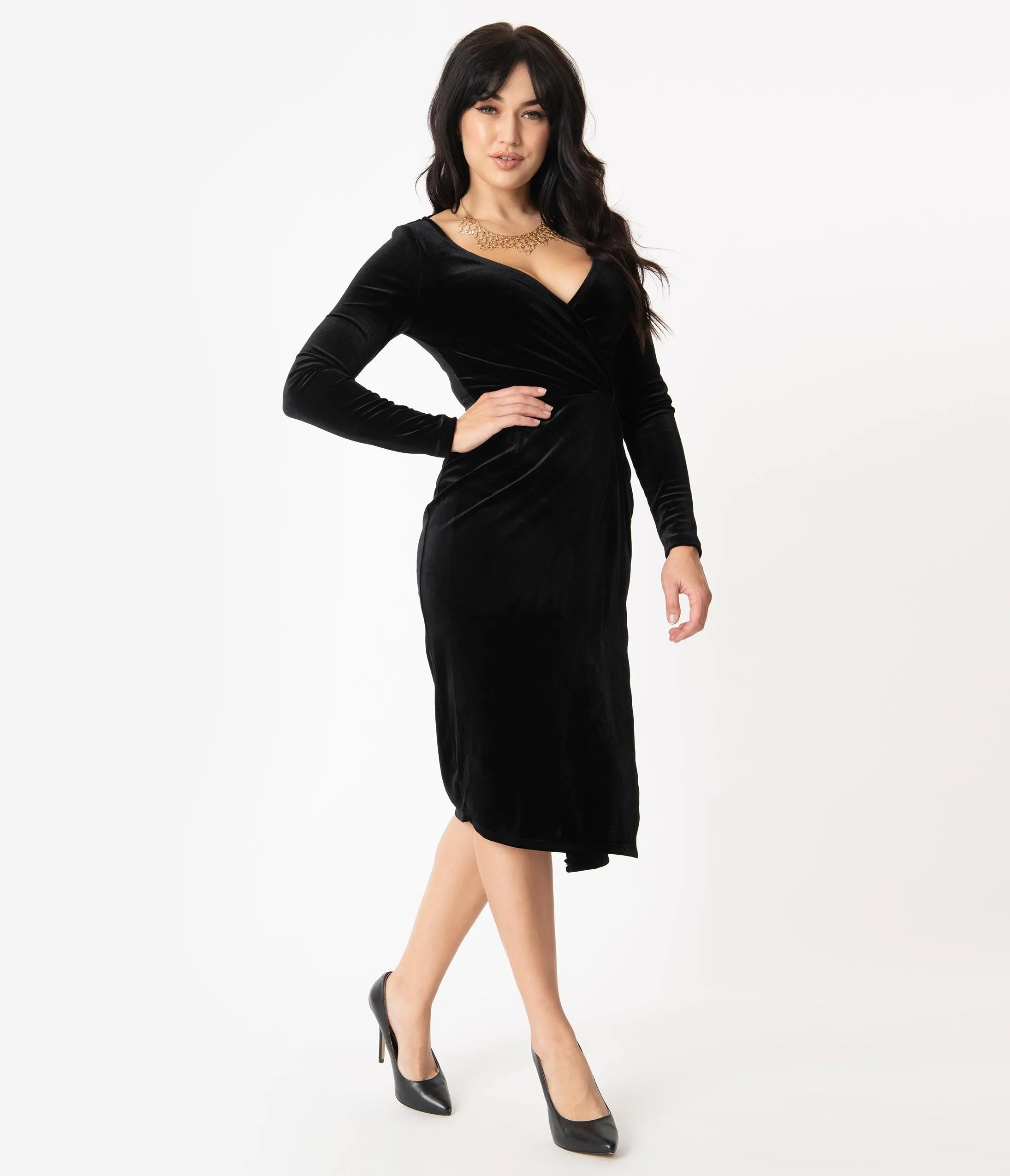 Unique Vintage Black Velvet Long Sleeve Damsel Wiggle Dress