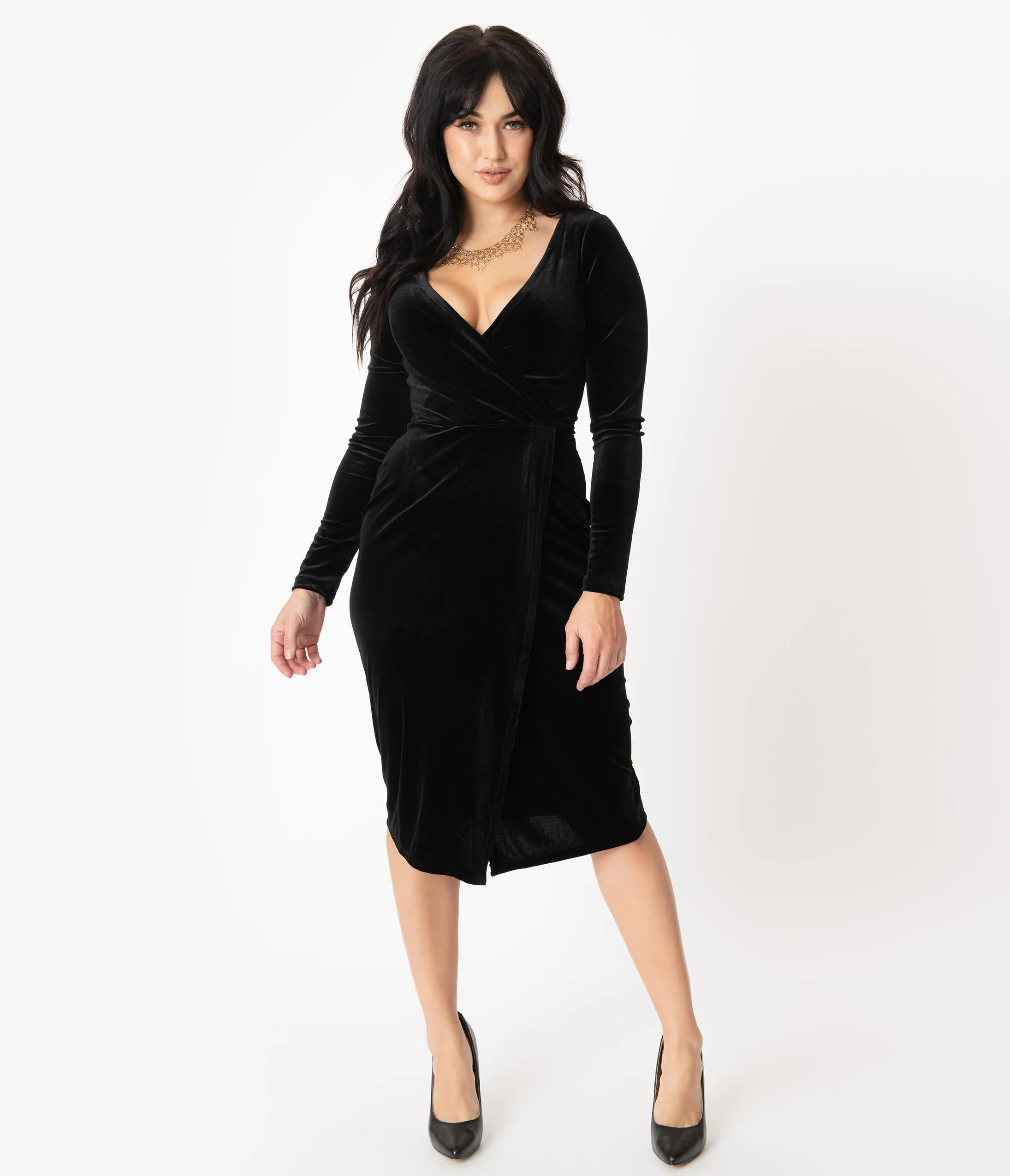 Unique Vintage Black Velvet Long Sleeve Damsel Wiggle Dress