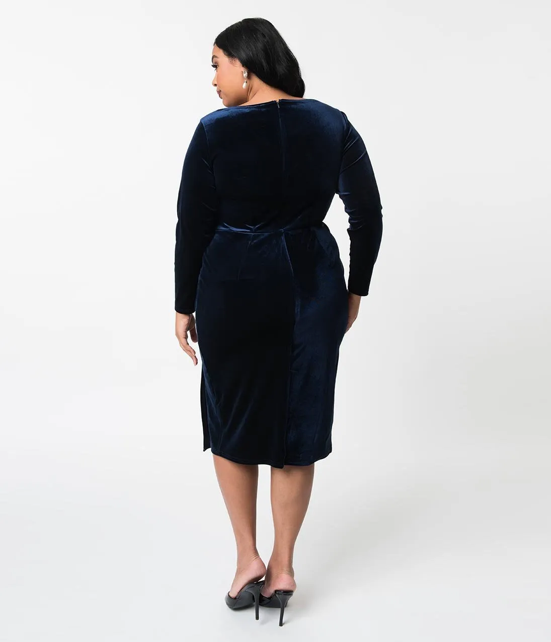 Unique Vintage Plus Size Navy Blue Velvet Long Sleeve Damsel Wiggle Dress