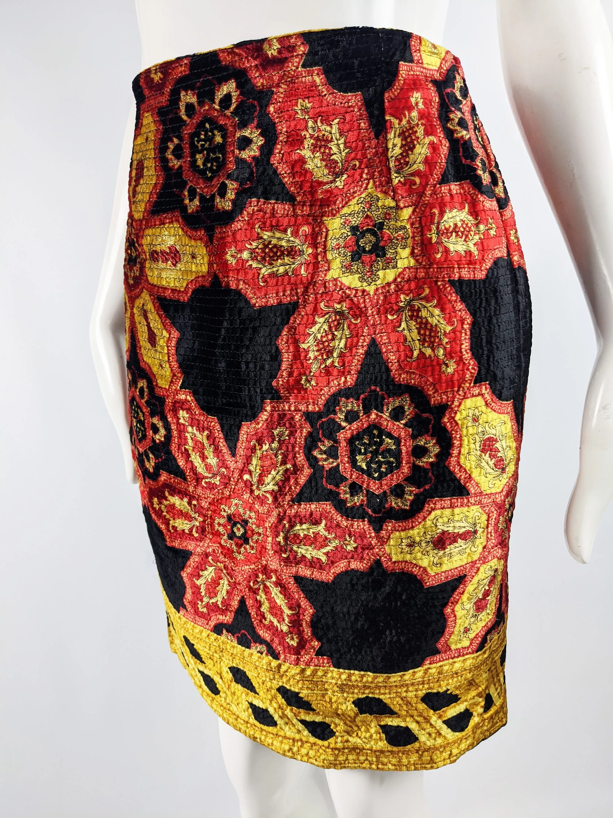 Vintage Baroque Print Velvet Party Skirt, 1980s